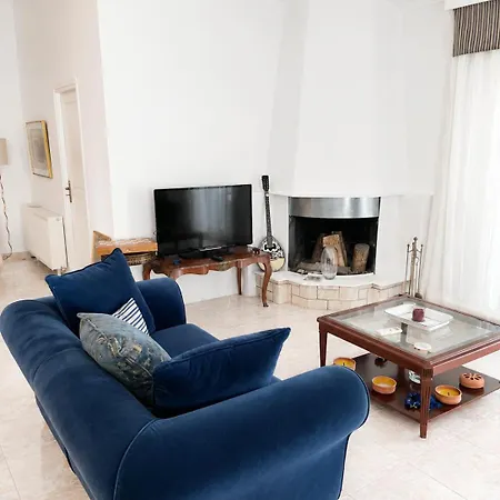 Elysian Crest Maisonette *